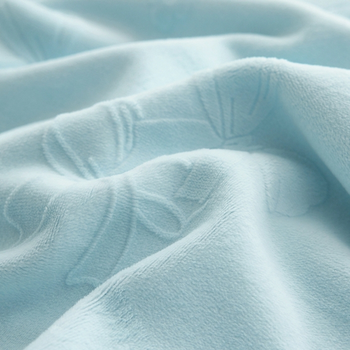 91家纺网 家纺一手货源 找家纺 亿梵 2025秋冬新款A类全消光牛奶绒立体5D雕花绒四件套 蝴蝶结-天空蓝