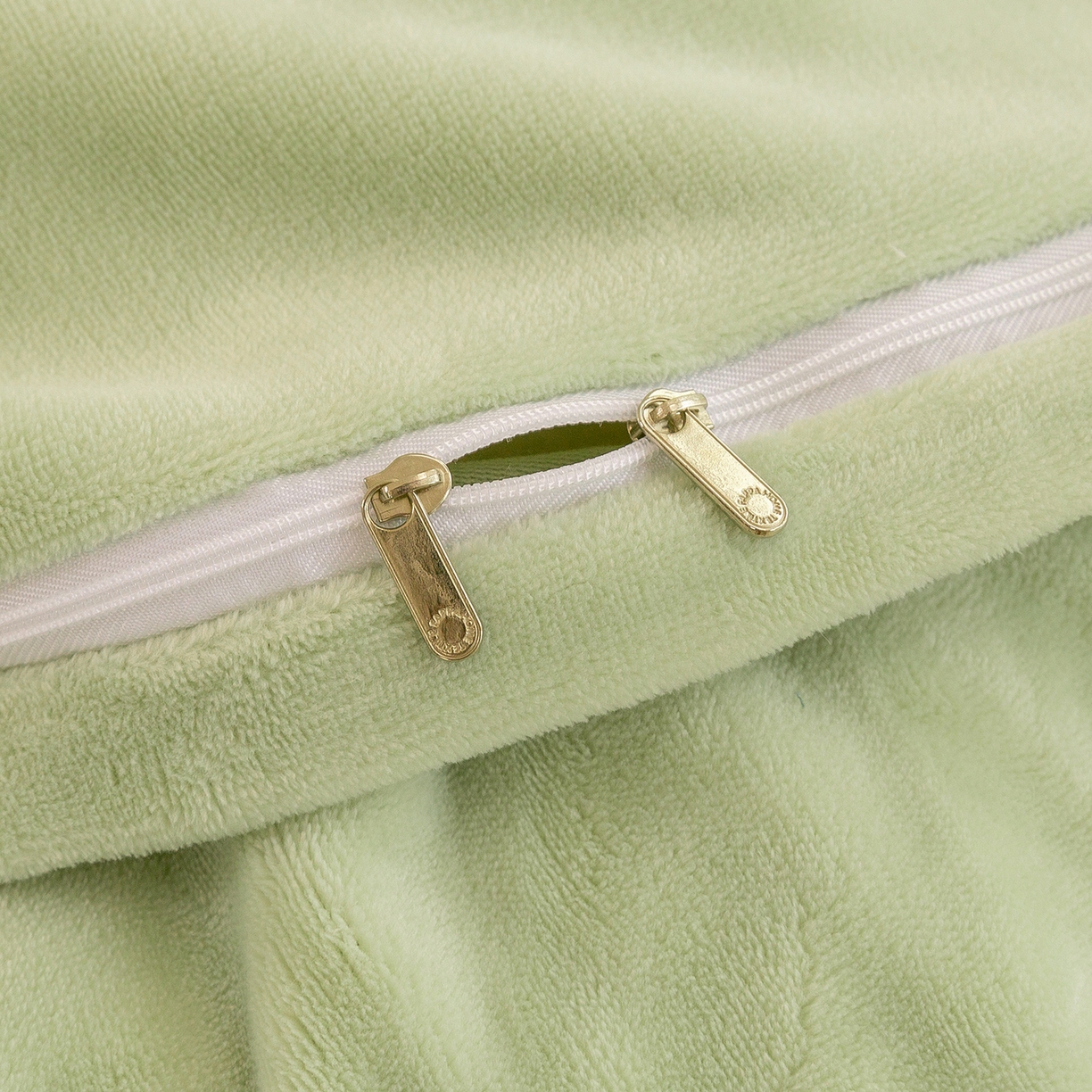 91家纺网 家纺一手货源 找家纺 （总）绒博士 2025新款兔毛绒宽边款四件套--云朵奇遇系列