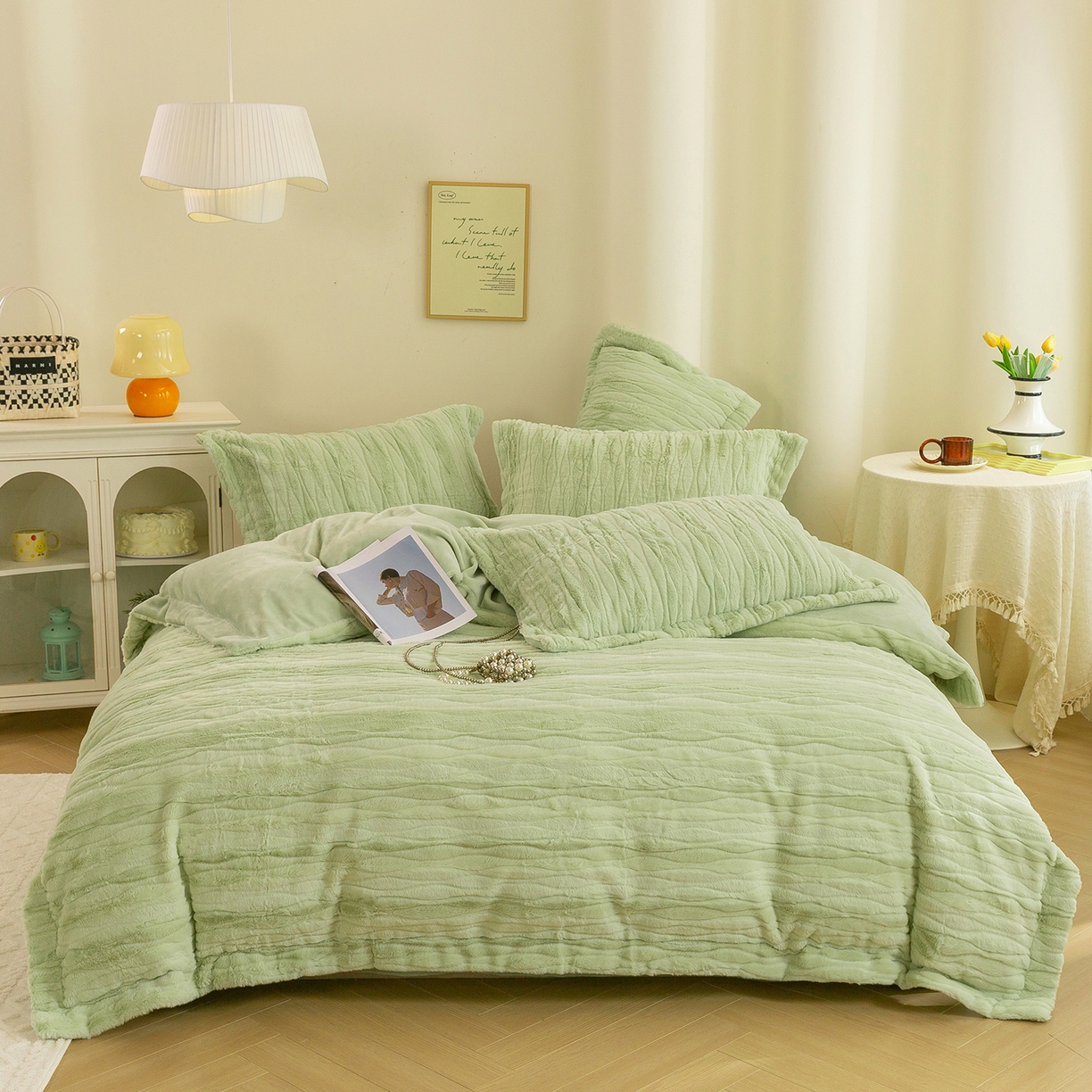 91家纺网 家纺一手货源 找家纺 绒博士 2025新款兔毛绒宽边款四件套--云朵奇遇系列 云朵奇遇-绿色