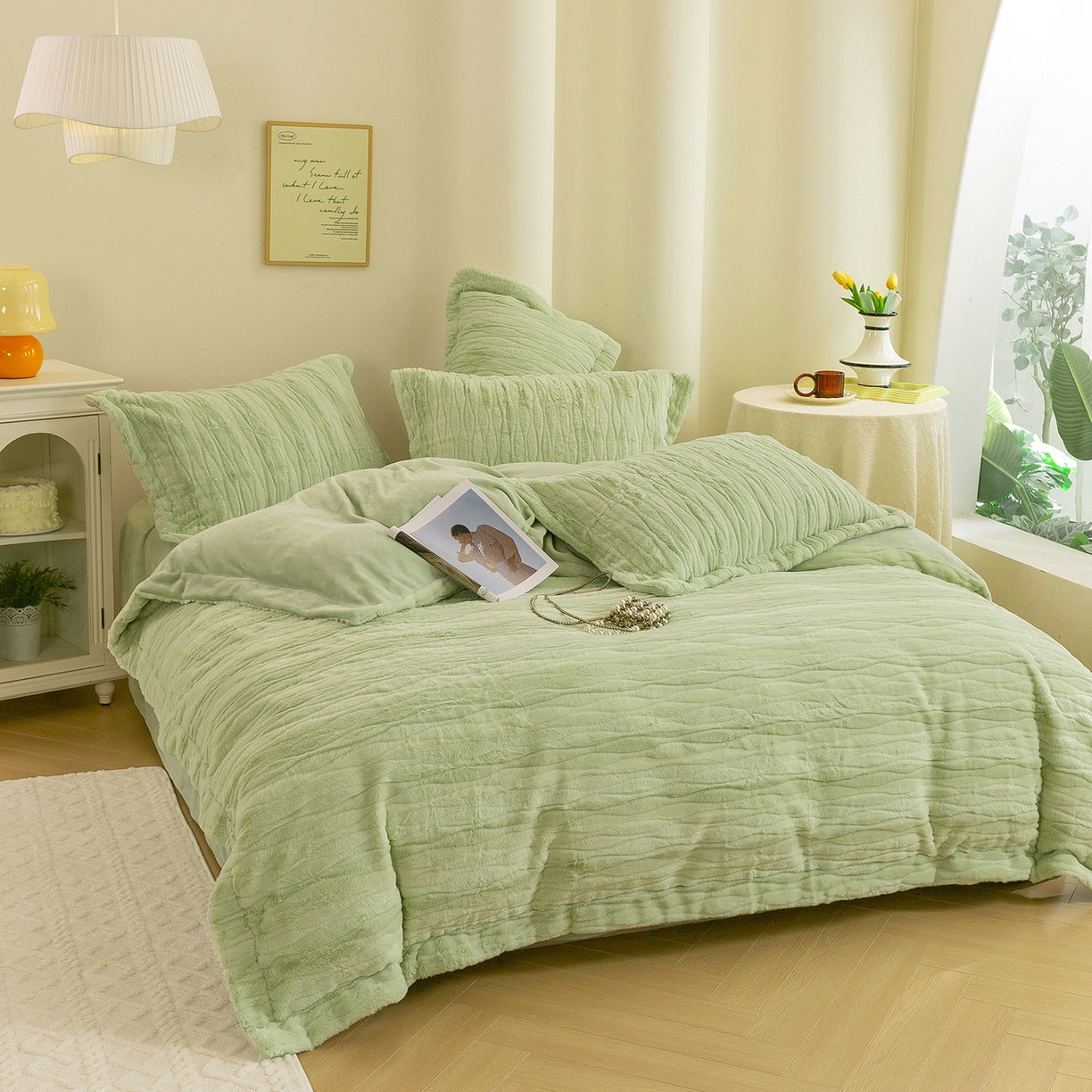 91家纺网 家纺一手货源 找家纺 绒博士 2025新款兔毛绒宽边款四件套--云朵奇遇系列 云朵奇遇-绿色