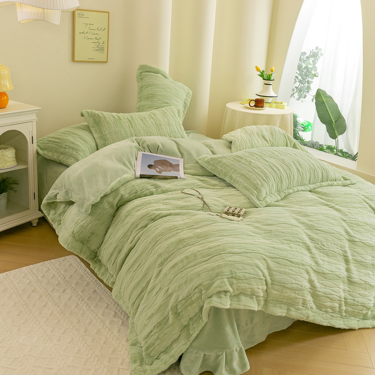 91家纺网 家纺一手货源 找家纺 绒博士 2025新款兔毛绒宽边款四件套--云朵奇遇系列 云朵奇遇-绿色