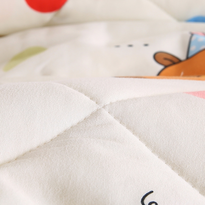 91家纺网 家纺一手货源 找家纺 欧朵 2025新款A类水洗棉豆豆绒被子冬被大豆被芯春秋被冬被 幼儿园 学生宿舍 四季被空调被子卡皮巴拉