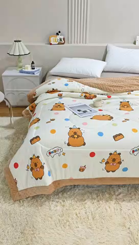 91家纺网 家纺一手货源 找家纺 欧朵 2025新款A类水洗棉豆豆绒被子冬被大豆被芯春秋被冬被 幼儿园 学生宿舍 四季被空调被子卡皮巴拉