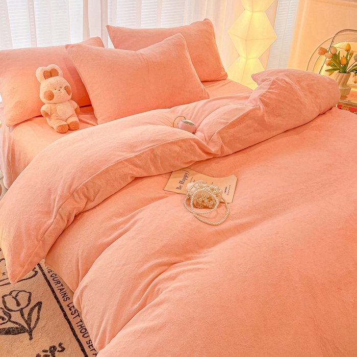 91家纺网 家纺一手货源 找家纺 悦织湾家纺 2025新款简约纯色牛奶绒四件套条纹轻奢时尚冬季加厚保暖床上用品学生宿舍三四件套 牛奶绒-浅粉