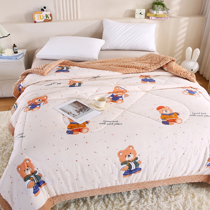 91家纺网 家纺一手货源 找家纺 欧朵 2025新款A类水洗棉豆豆绒被子冬被大豆被芯春秋被冬被 幼儿园 学生宿舍 四季被空调被子清新小熊