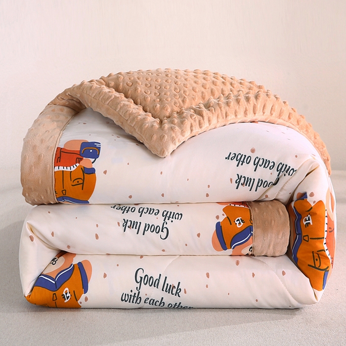 91家纺网 家纺一手货源 找家纺 欧朵 2025新款A类水洗棉豆豆绒被子冬被大豆被芯春秋被冬被 幼儿园 学生宿舍 四季被空调被子清新小熊