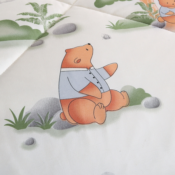 91家纺网 家纺一手货源 找家纺 欧朵 2025新款A类水洗棉豆豆绒被子冬被大豆被芯春秋被冬被 幼儿园 学生宿舍 四季被空调被子森林小熊