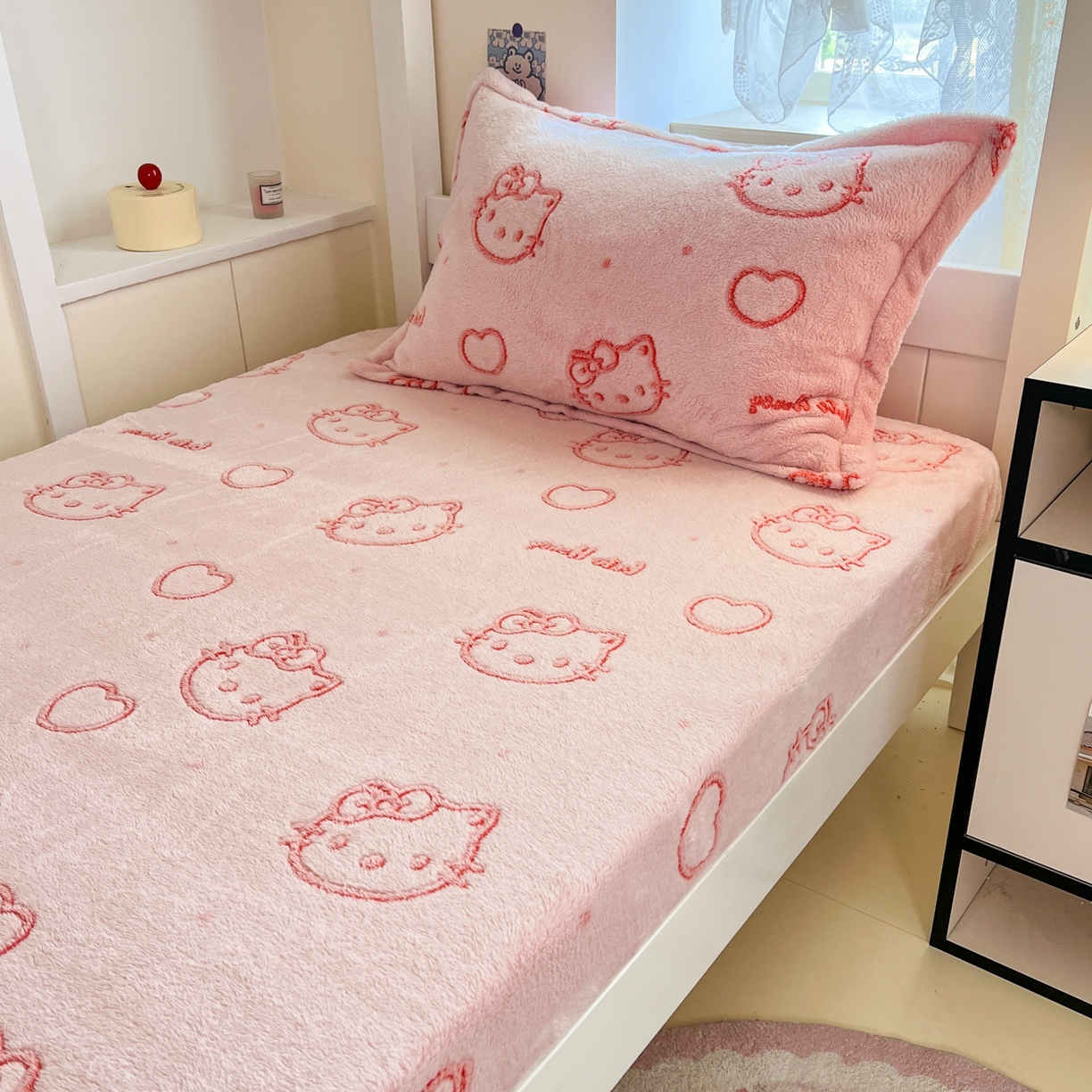 91家纺网 家纺一手货源 找家纺 川悦生活 2025新款雪花绒宿舍单床笠 床笠爱心喵喵