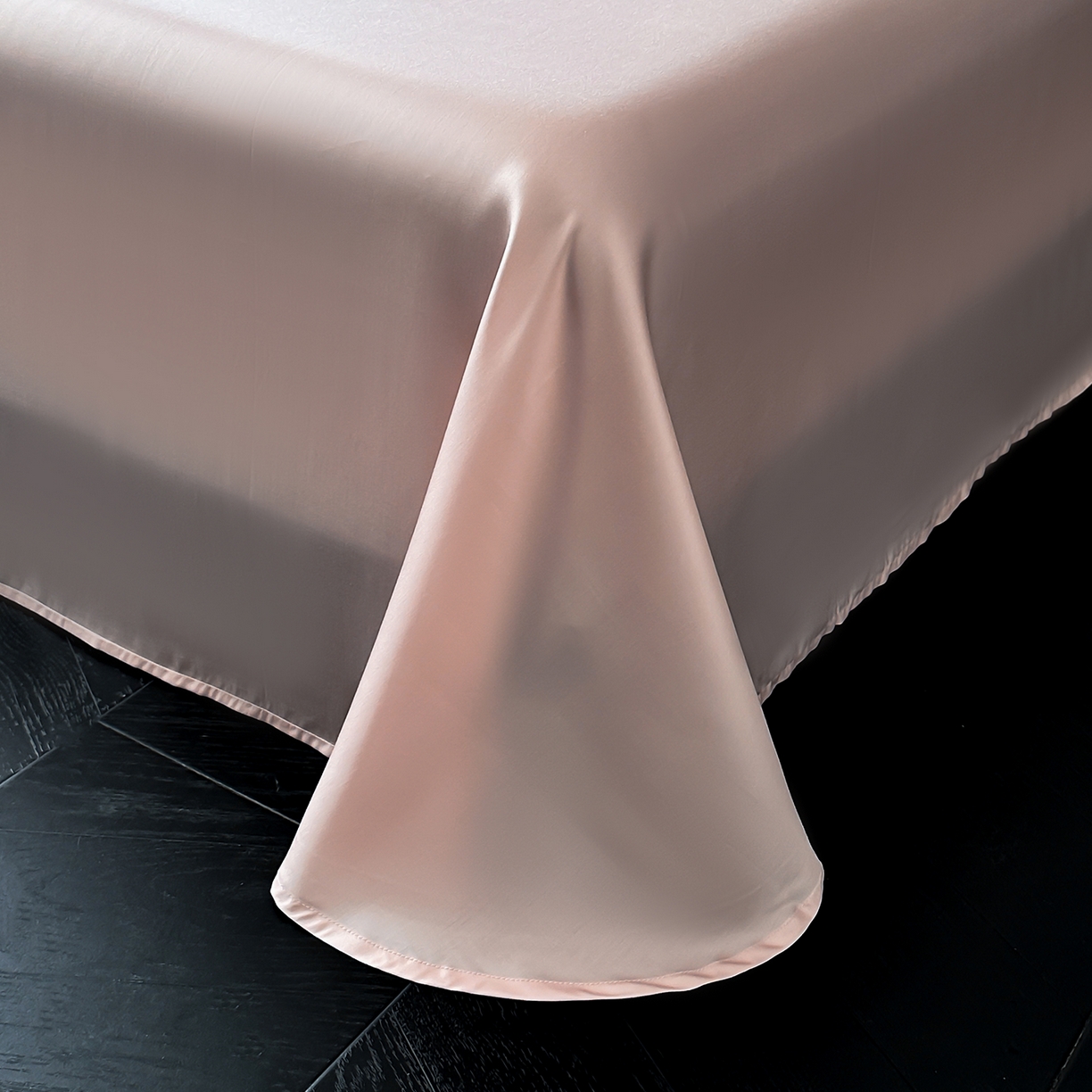 91家纺网 家纺一手货源 找家纺 安妮家居 2025新款100S长绒棉贡缎纯色四件套 蔷薇粉