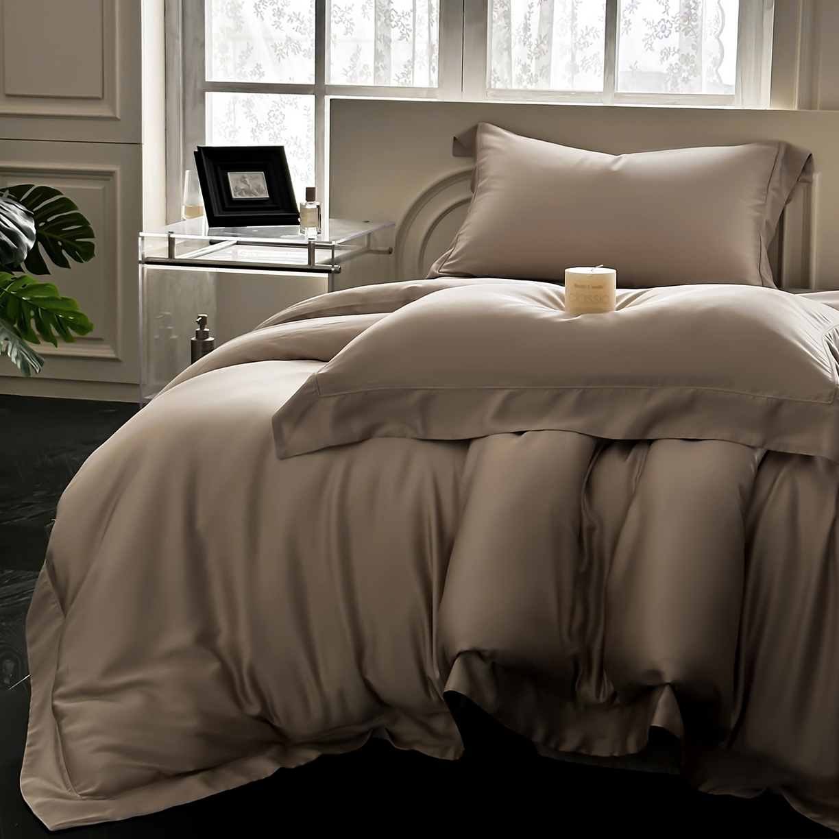 91家纺网 家纺一手货源 找家纺 安妮家居 2025新款100S长绒棉贡缎纯色四件套 砂砾咖