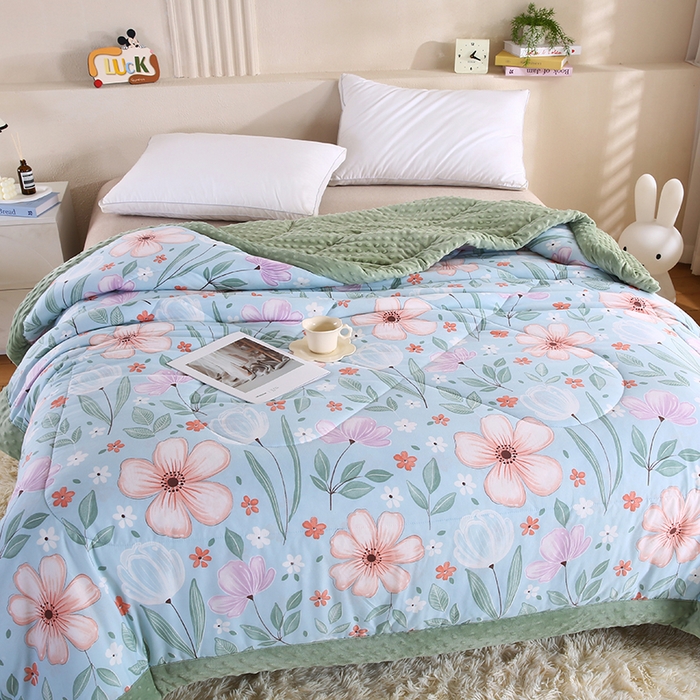 91家纺网 家纺一手货源 找家纺 欧朵 2025新款A类水洗棉豆豆绒被子冬被大豆被芯春秋被冬被 幼儿园 学生宿舍 四季被空调被子十里春风