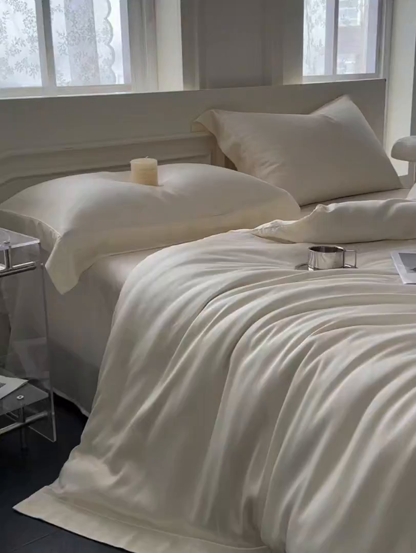 91家纺网 家纺一手货源 找家纺 安妮家居 2025新款100S长绒棉贡缎纯色四件套 奶白色