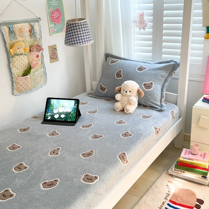 91家纺网 家纺一手货源 找家纺 川悦生活 2025新款雪花绒宿舍单床笠 床笠波波熊