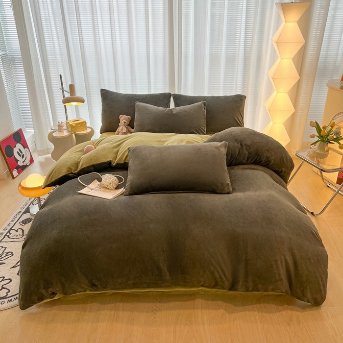 91家纺网 家纺一手货源 找家纺 悦织湾家纺 2025新款简约纯色牛奶绒四件套条纹轻奢时尚冬季加厚保暖床上用品学生宿舍三四件套 牛奶绒-深灰+抹茶