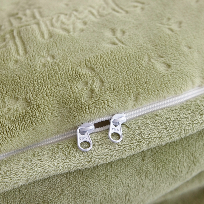 91家纺网 家纺一手货源 找家纺 亿梵 2025秋冬新款A类全消光牛奶绒立体5D雕花绒四件套 琳琅花语-原野绿