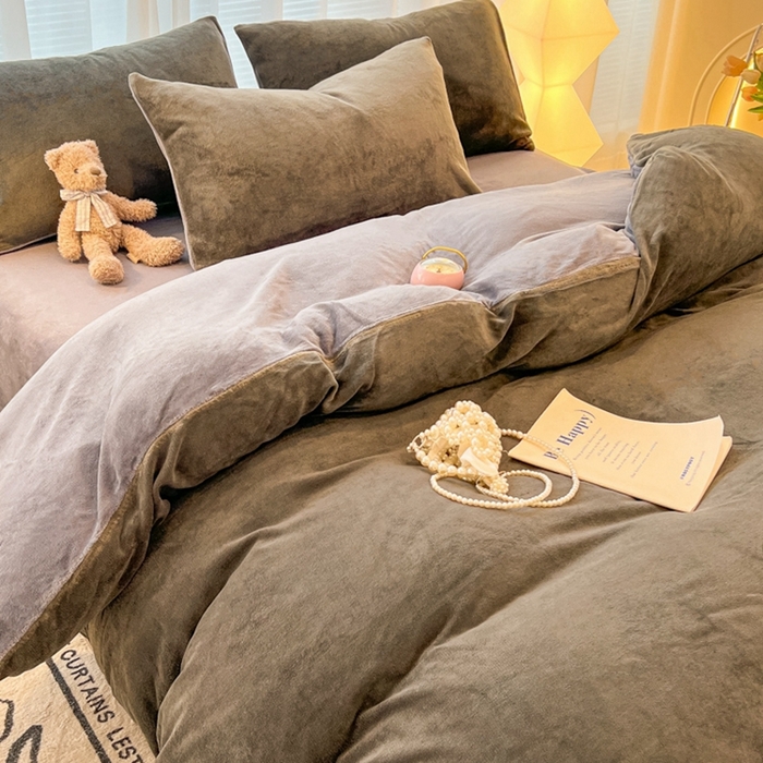 91家纺网 家纺一手货源 找家纺 悦织湾家纺 2025新款简约纯色牛奶绒四件套条纹轻奢时尚冬季加厚保暖床上用品学生宿舍三四件套 牛奶绒-深灰+浅灰