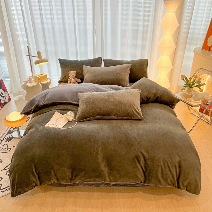 91家纺网 家纺一手货源 找家纺 悦织湾家纺 2025新款简约纯色牛奶绒四件套条纹轻奢时尚冬季加厚保暖床上用品学生宿舍三四件套 牛奶绒-深灰+浅灰