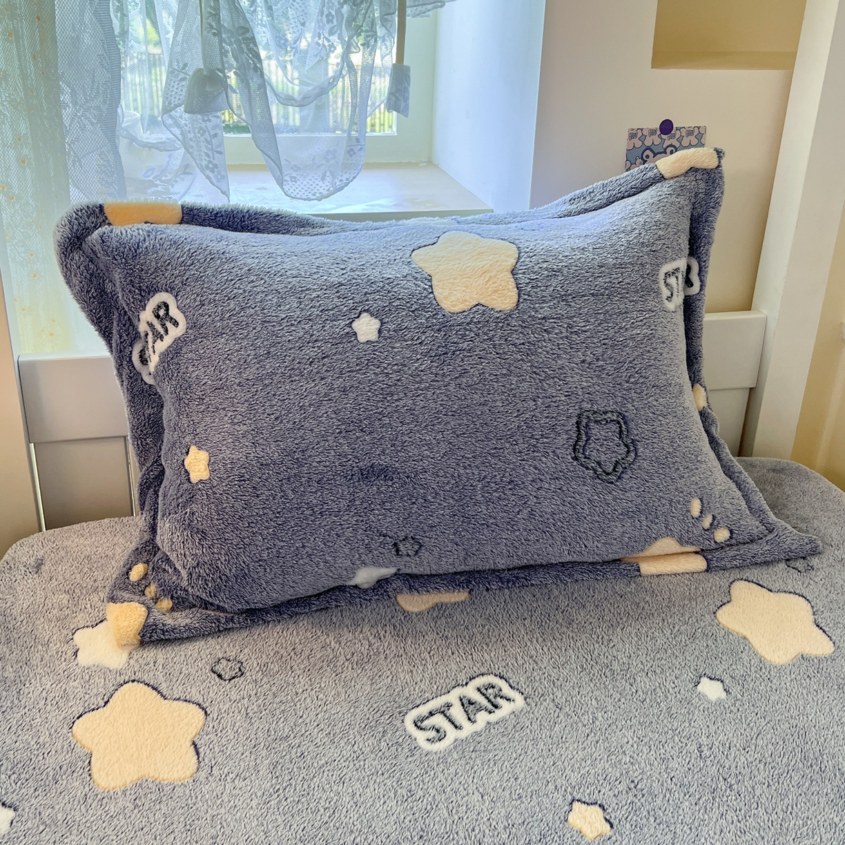 91家纺网 家纺一手货源 找家纺 川悦生活 2025新款雪花绒宿舍单床笠 床笠藏蓝星宇