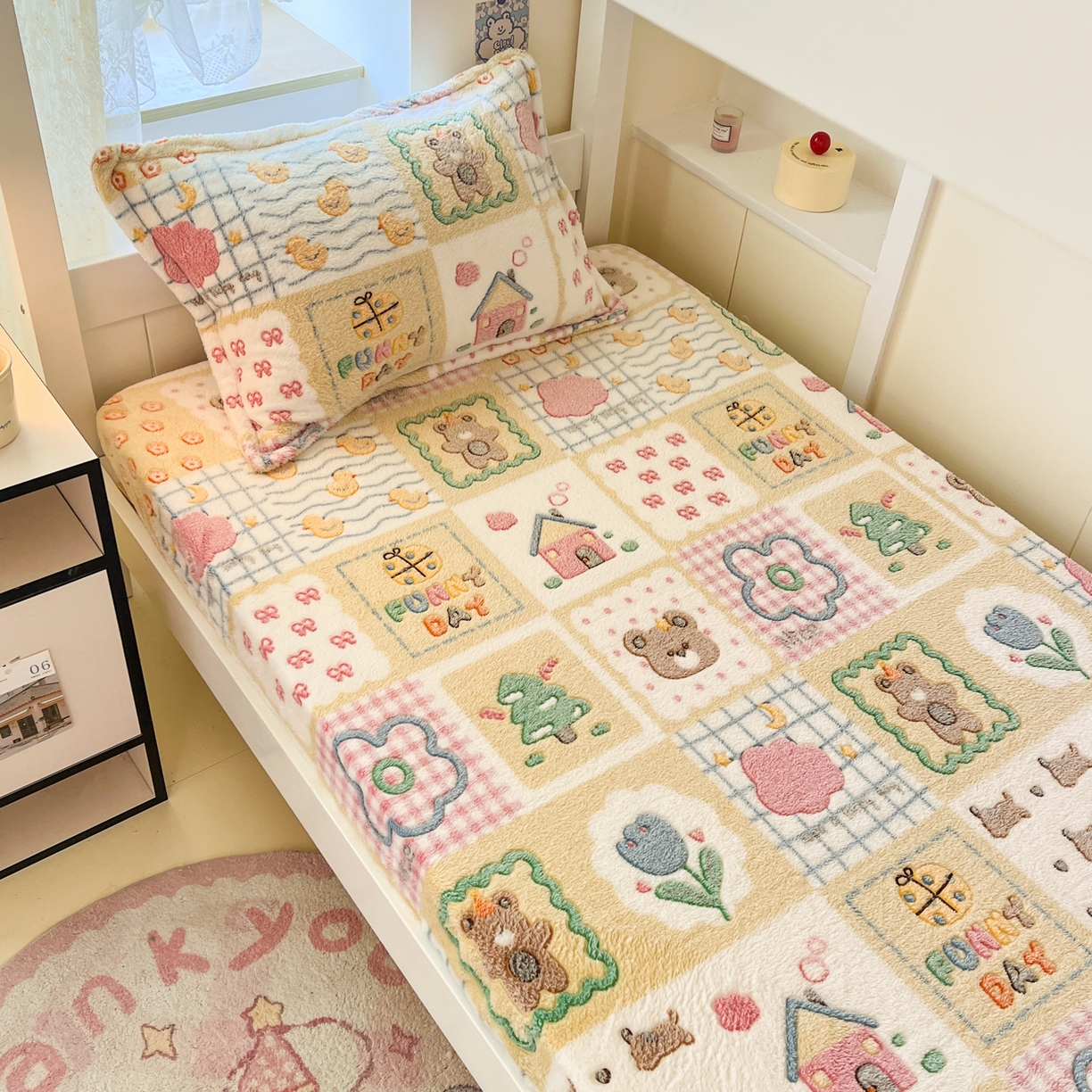 91家纺网 家纺一手货源 找家纺 川悦生活 2025新款雪花绒宿舍单床笠 床笠嘎嘎小熊