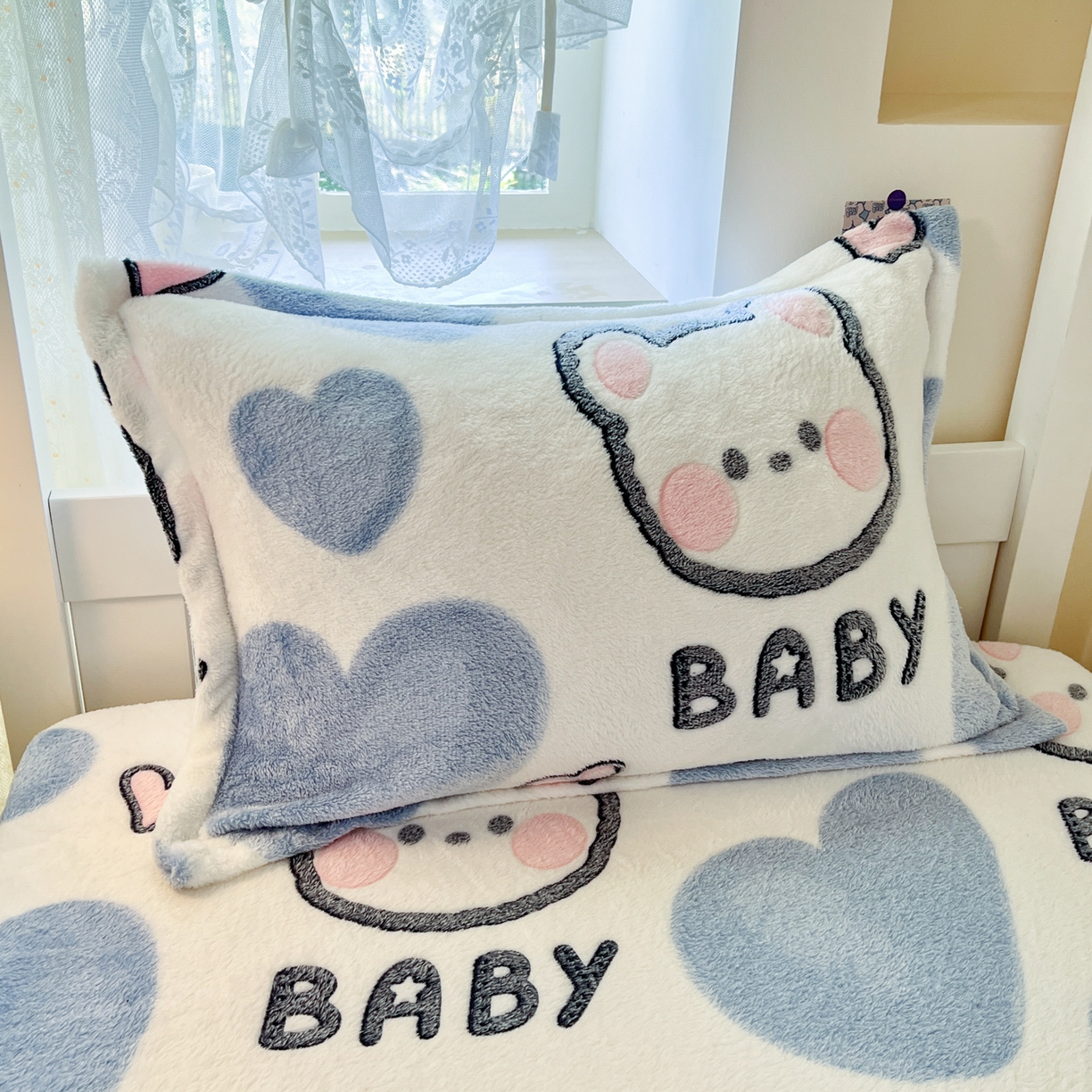 91家纺网 家纺一手货源 找家纺 川悦生活 2025新款雪花绒宿舍单床笠 床笠可爱熊