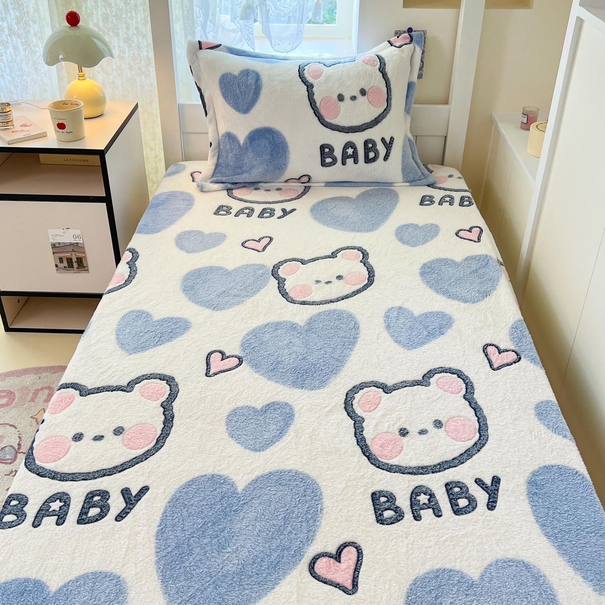 91家纺网 家纺一手货源 找家纺 川悦生活 2025新款雪花绒宿舍单床笠 床笠可爱熊