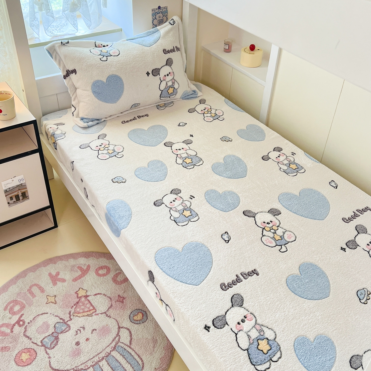 91家纺网 家纺一手货源 找家纺 川悦生活 2025新款雪花绒宿舍单床笠 床笠快乐西高地