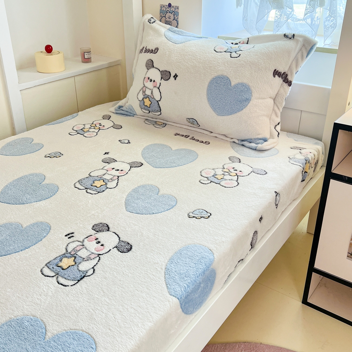 91家纺网 家纺一手货源 找家纺 川悦生活 2025新款雪花绒宿舍单床笠 床笠快乐西高地