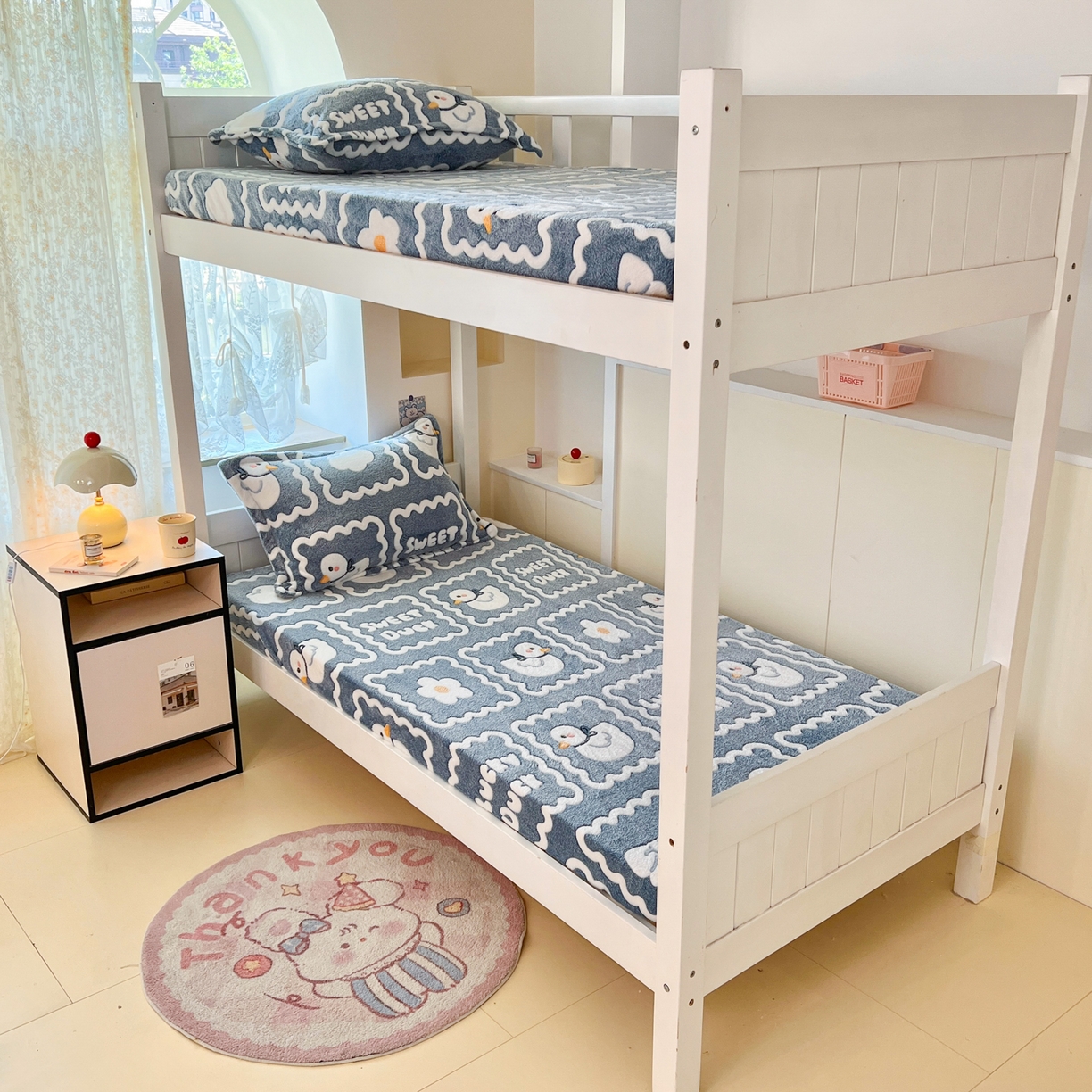 91家纺网 家纺一手货源 找家纺 川悦生活 2025新款雪花绒宿舍单床笠 床笠快乐鸭鸭