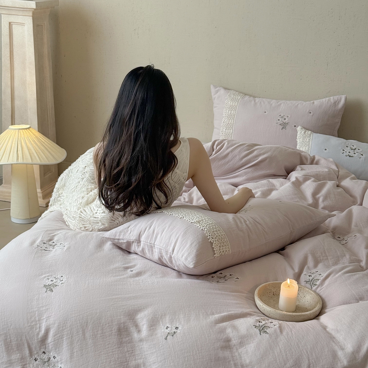 91家纺网 家纺一手货源 找家纺 （总）鹿班家居 2025新款秋冬款全棉皱皱纱精密刺绣系列四件套-云舒旧嘢(标准会员-20元)