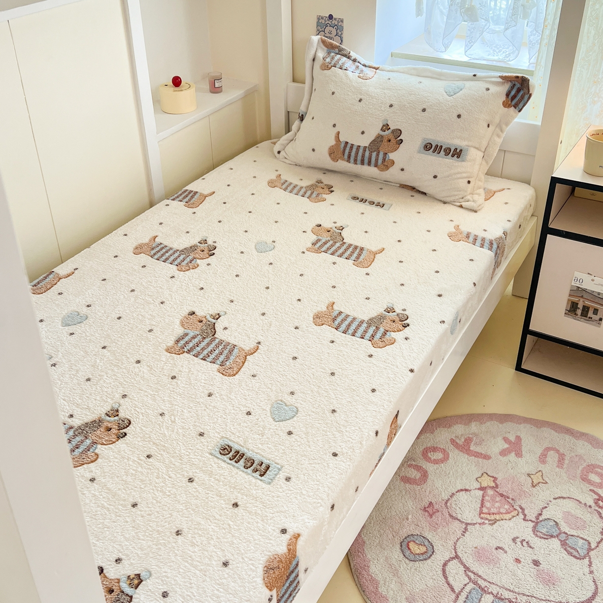 91家纺网 家纺一手货源 找家纺 川悦生活 2025新款雪花绒宿舍单床笠 床笠腊肠小点