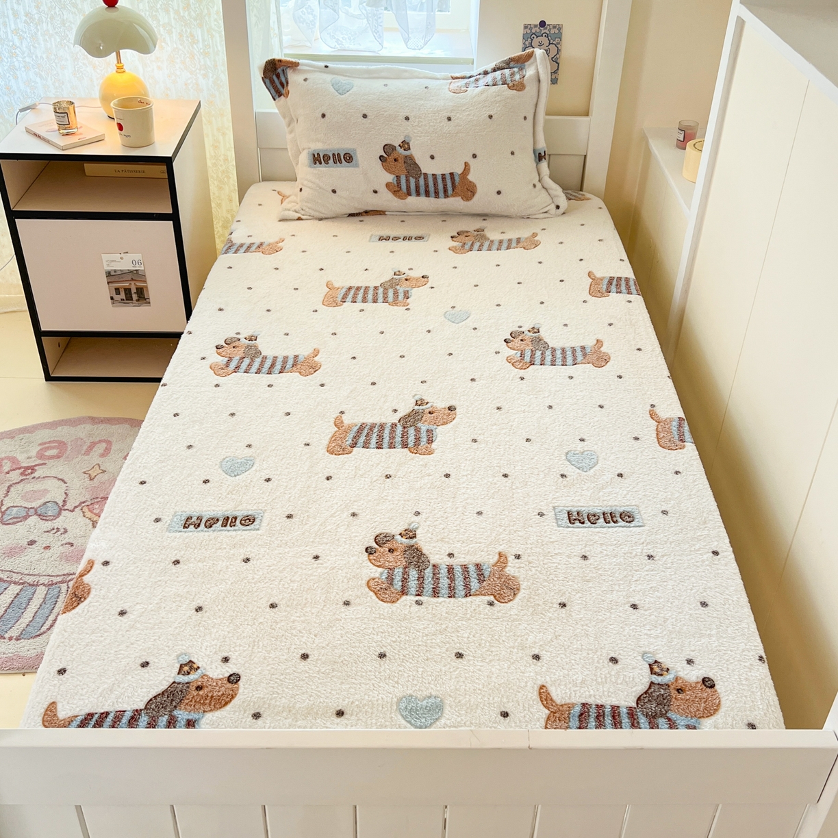 91家纺网 家纺一手货源 找家纺 川悦生活 2025新款雪花绒宿舍单床笠 床笠腊肠小点