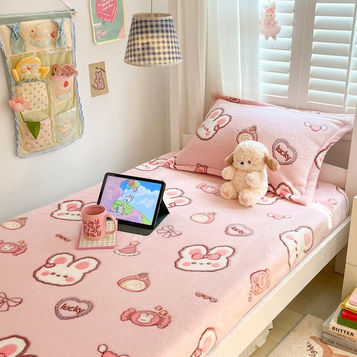 91家纺网 家纺一手货源 找家纺 川悦生活 2025新款雪花绒宿舍单床笠 床笠蜜语奶兔