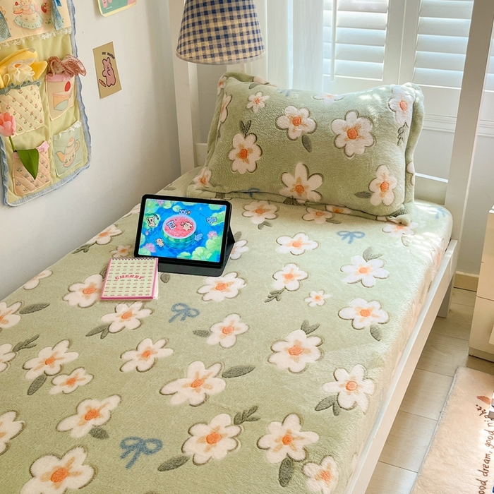 91家纺网 家纺一手货源 找家纺 川悦生活 2025新款雪花绒宿舍单床笠 床笠奶芙小花