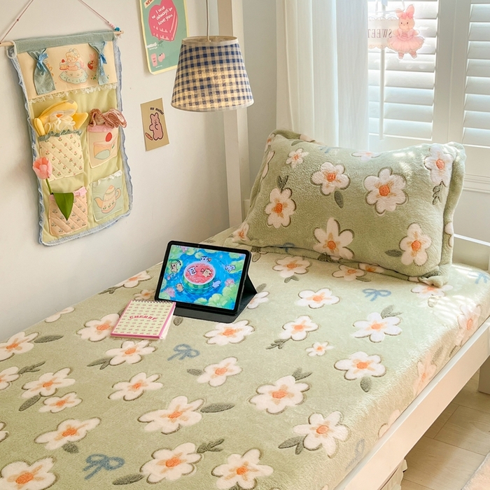 91家纺网 家纺一手货源 找家纺 川悦生活 2025新款雪花绒宿舍单床笠 床笠奶芙小花