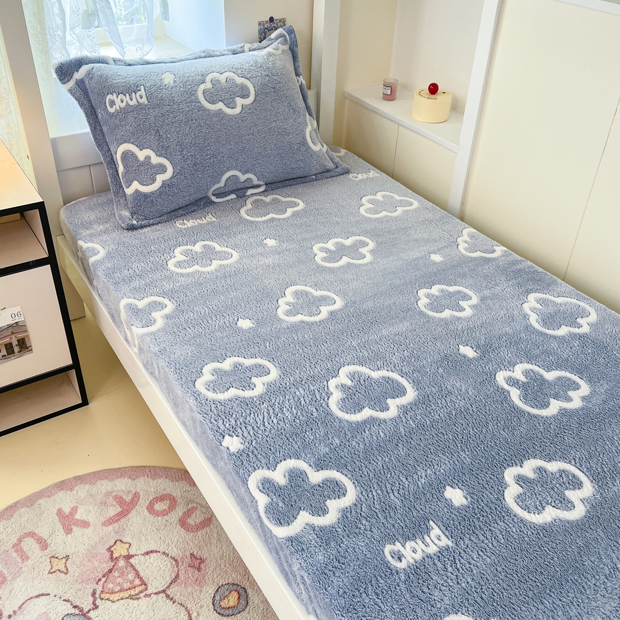 91家纺网 家纺一手货源 找家纺 川悦生活 2025新款雪花绒宿舍单床笠 床笠奶味云朵