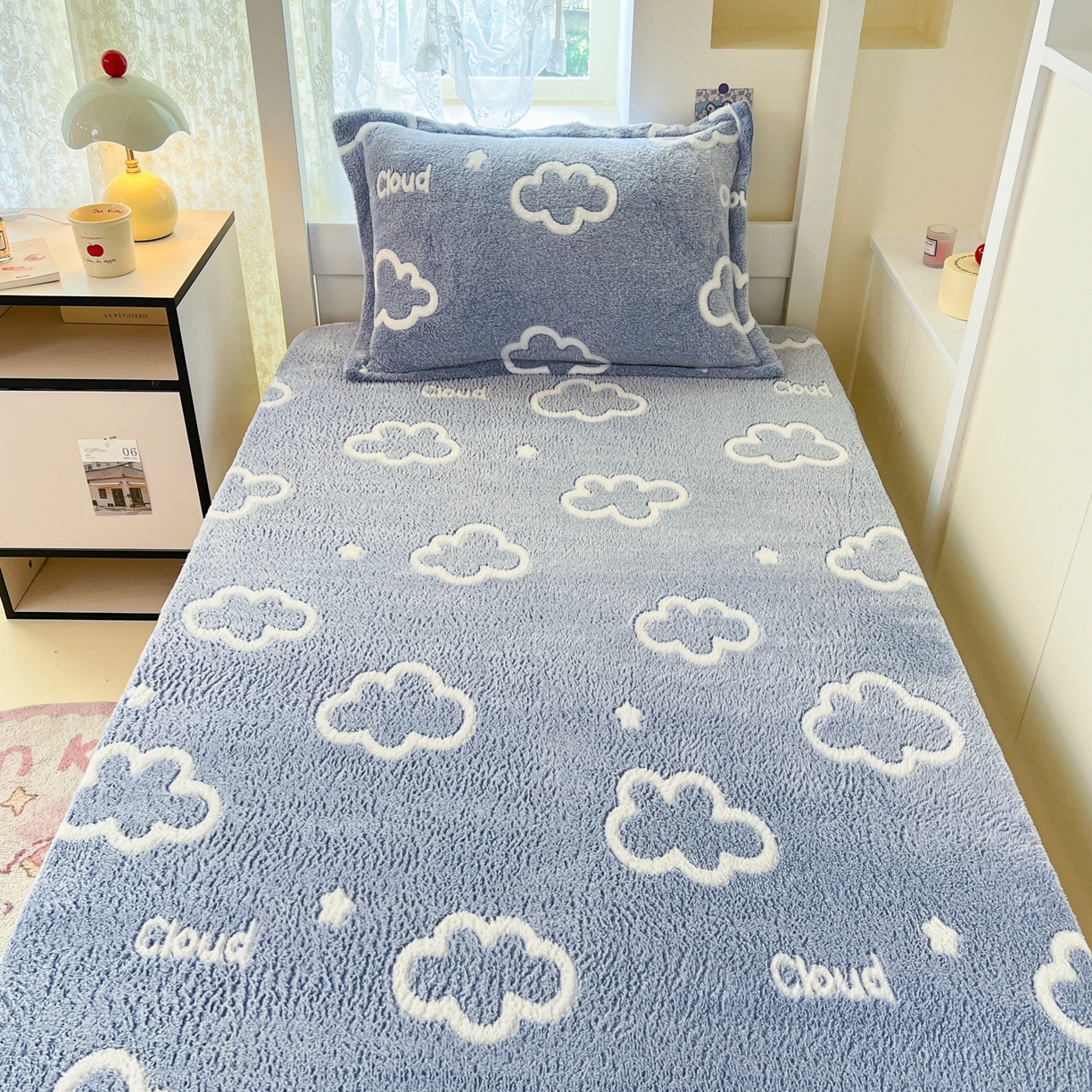 91家纺网 家纺一手货源 找家纺 川悦生活 2025新款雪花绒宿舍单床笠 床笠奶味云朵