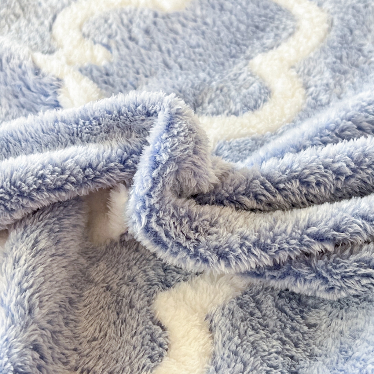 91家纺网 家纺一手货源 找家纺 川悦生活 2025新款雪花绒宿舍单床笠 床笠奶味云朵