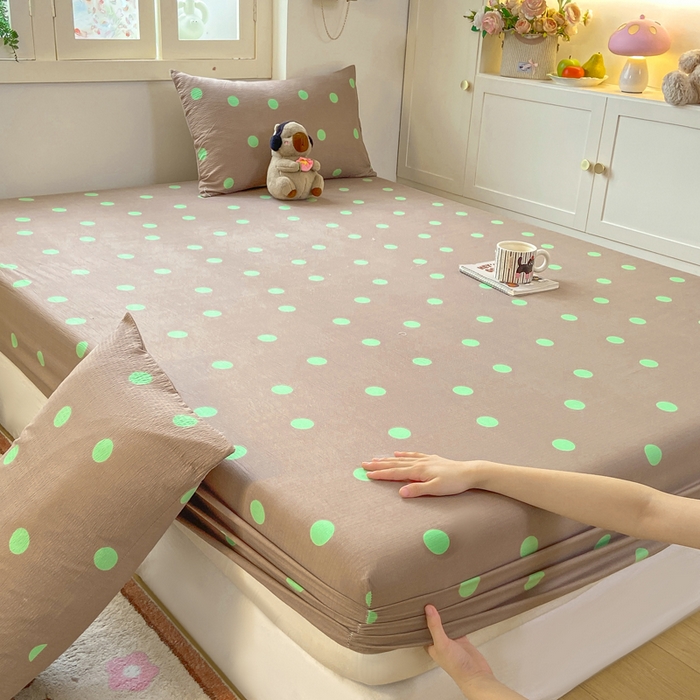 玉海棠家纺 2025新款直播爆款双层纱床笠三件套 咖色绿波点