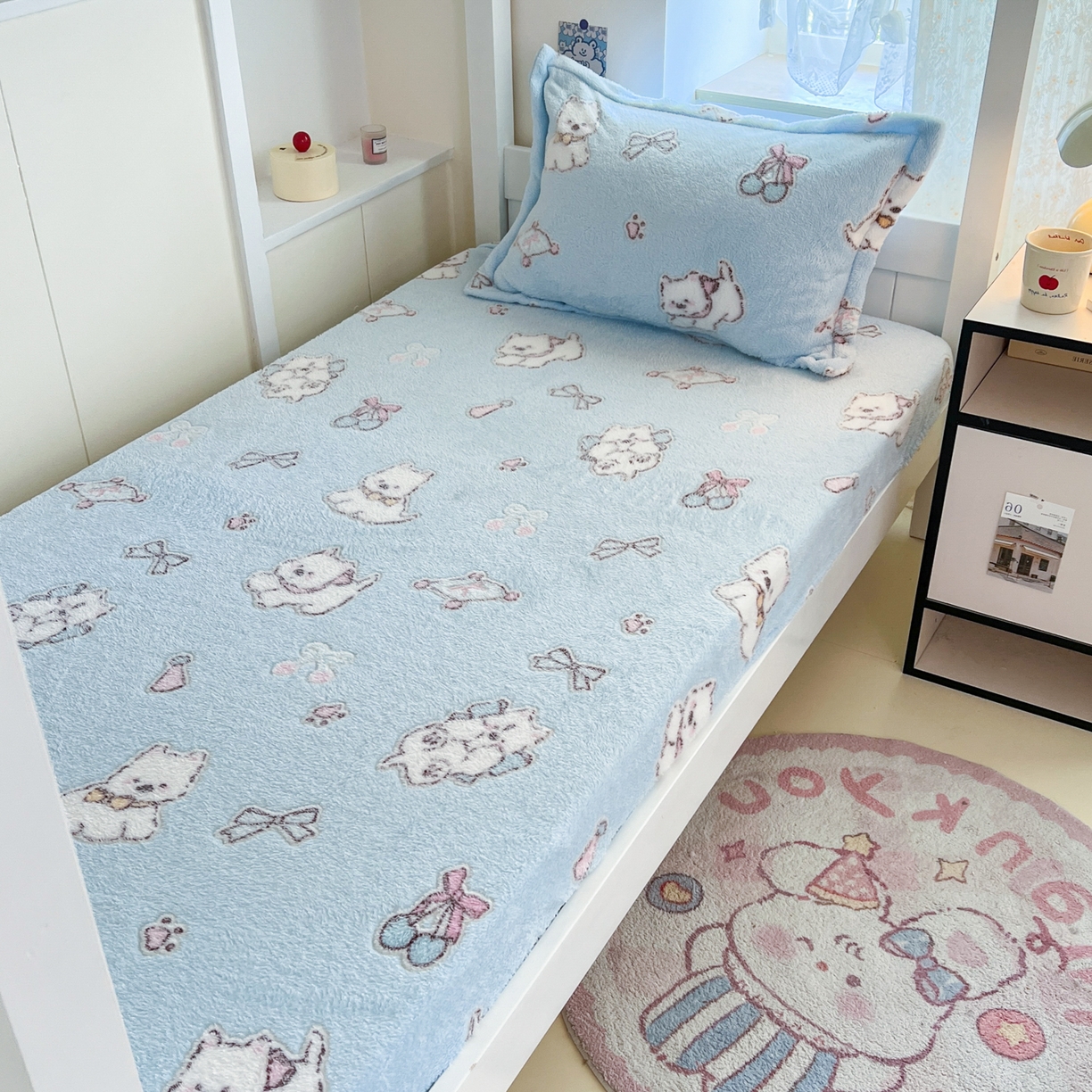 91家纺网 家纺一手货源 找家纺 川悦生活 2025新款雪花绒宿舍单床笠 床笠奶蓝小汪