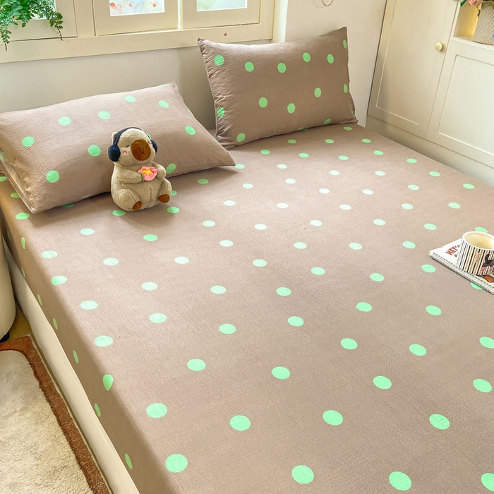 91家纺网 家纺一手货源 找家纺 玉海棠家纺 2025新款直播爆款双层纱床笠三件套 咖色绿波点