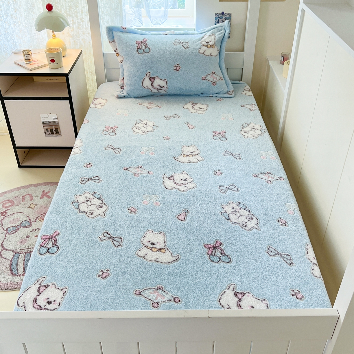 91家纺网 家纺一手货源 找家纺 川悦生活 2025新款雪花绒宿舍单床笠 床笠奶蓝小汪