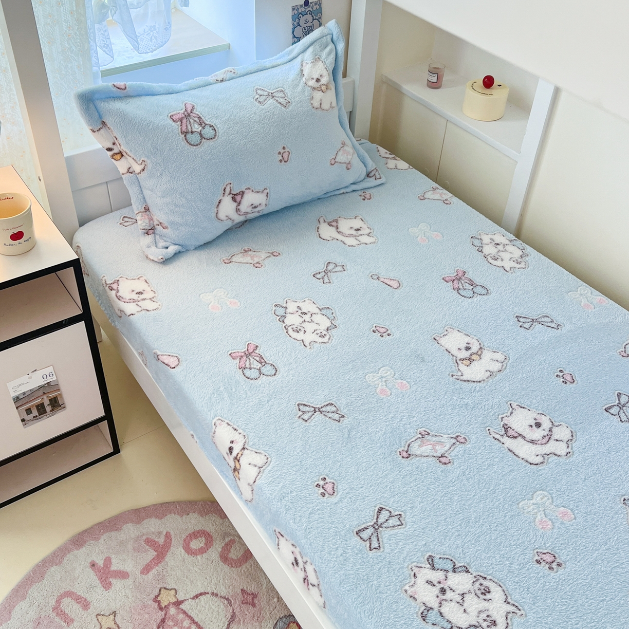 91家纺网 家纺一手货源 找家纺 川悦生活 2025新款雪花绒宿舍单床笠 床笠奶蓝小汪