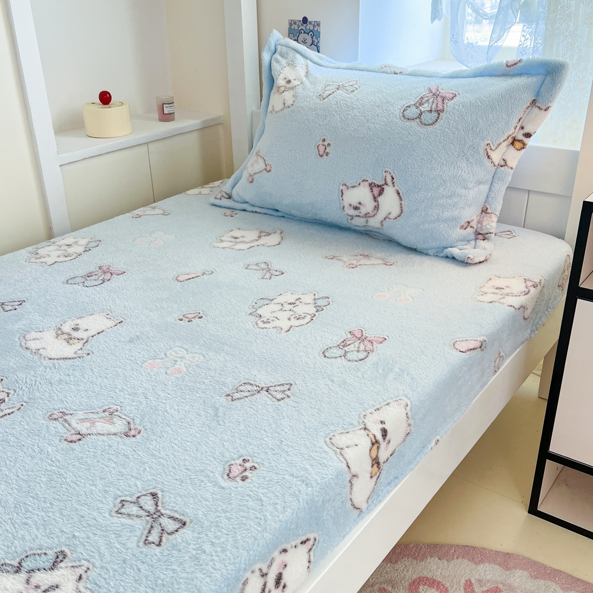 91家纺网 家纺一手货源 找家纺 川悦生活 2025新款雪花绒宿舍单床笠 床笠奶蓝小汪