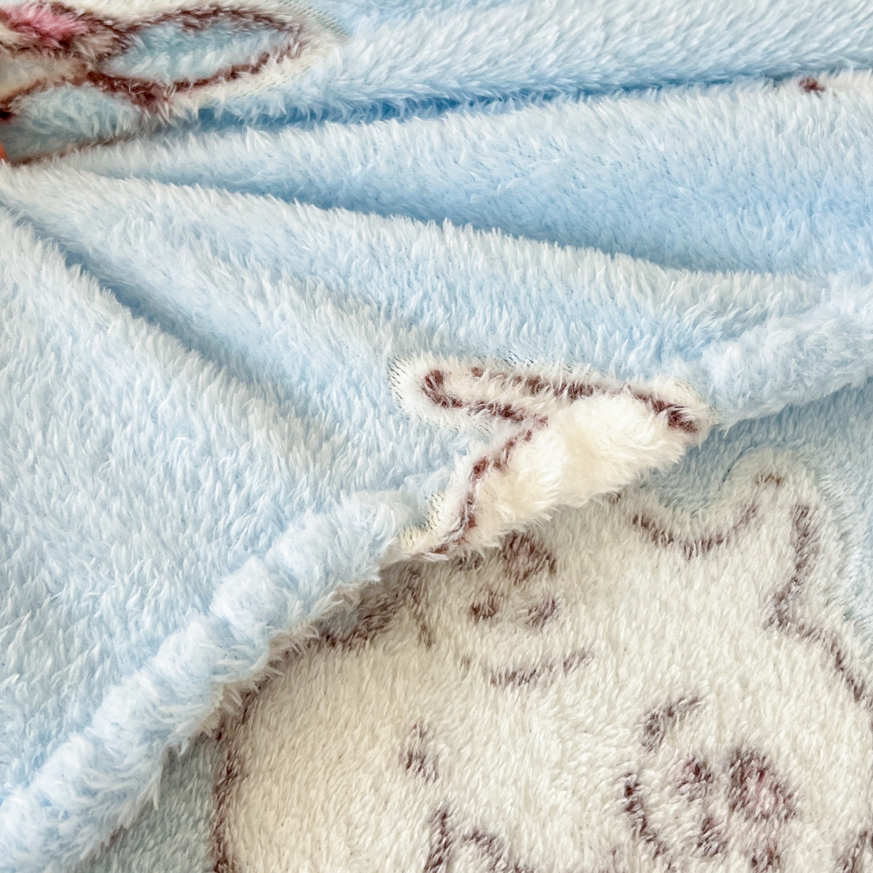 91家纺网 家纺一手货源 找家纺 川悦生活 2025新款雪花绒宿舍单床笠 床笠奶蓝小汪