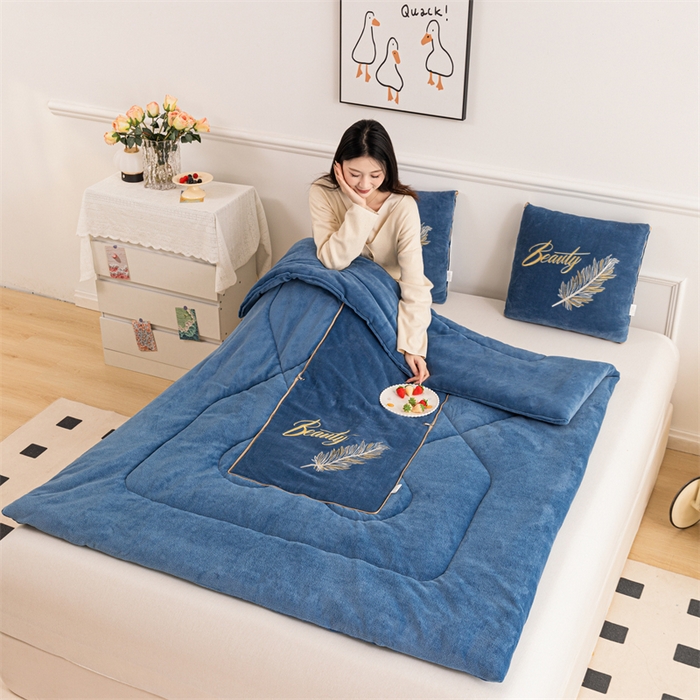 91家纺网 家纺一手货源 找家纺 （总）哩哩熊 2025新款抱枕被子两用加厚二合一汽车载枕头办公室午睡毯子冬天靠枕-羽叶