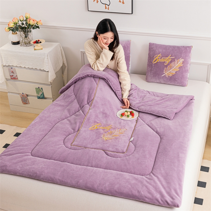 91家纺网 家纺一手货源 找家纺 哩哩熊 2025新款抱枕被子两用加厚二合一汽车载枕头办公室午睡毯子冬天靠枕-羽叶 羽叶-香芋紫