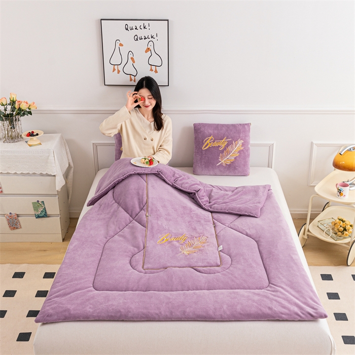 91家纺网 家纺一手货源 找家纺 哩哩熊 2025新款抱枕被子两用加厚二合一汽车载枕头办公室午睡毯子冬天靠枕-羽叶 羽叶-香芋紫