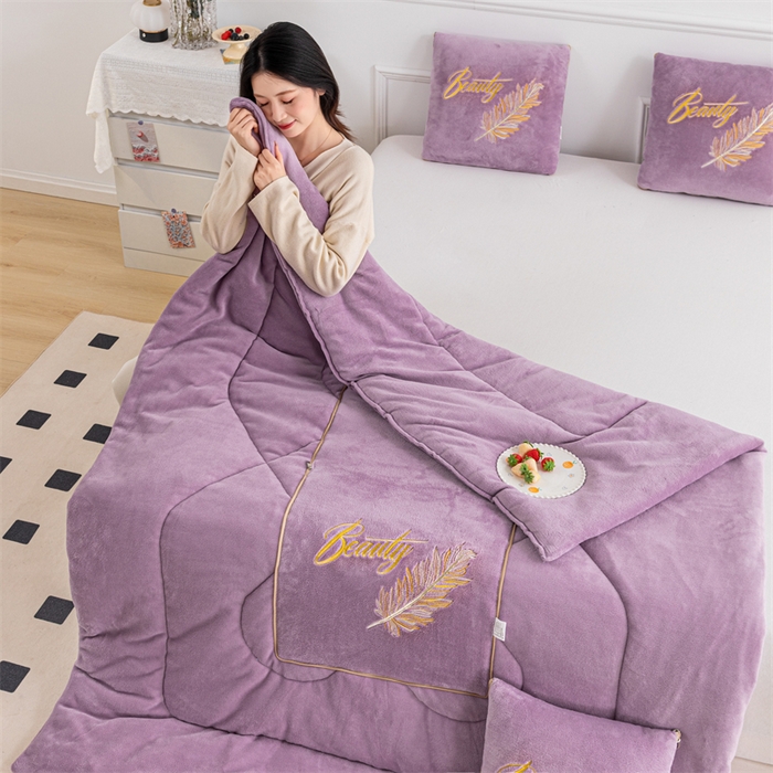 91家纺网 家纺一手货源 找家纺 哩哩熊 2025新款抱枕被子两用加厚二合一汽车载枕头办公室午睡毯子冬天靠枕-羽叶 羽叶-香芋紫