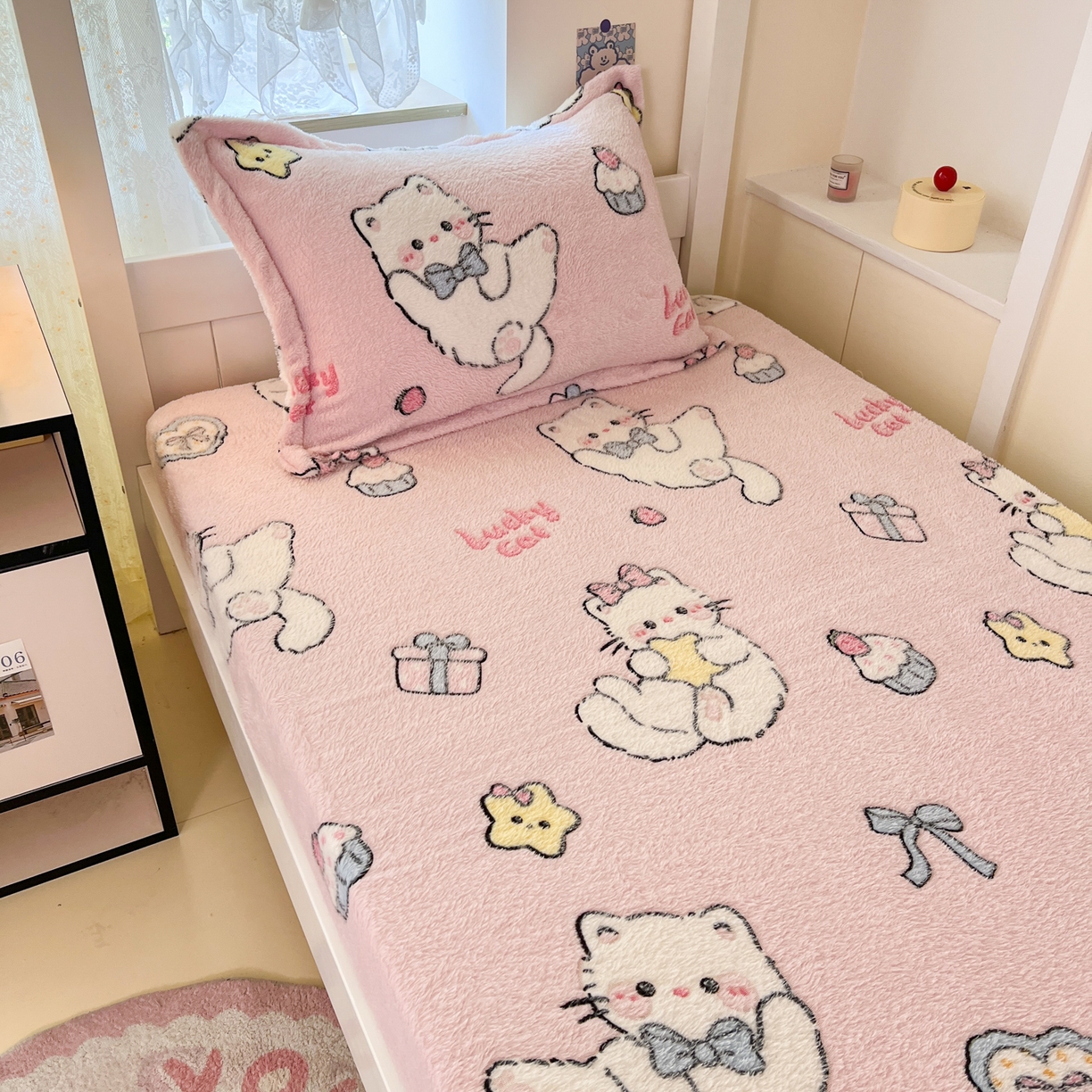 91家纺网 家纺一手货源 找家纺 川悦生活 2025新款雪花绒宿舍单床笠 床笠甜梦小猫