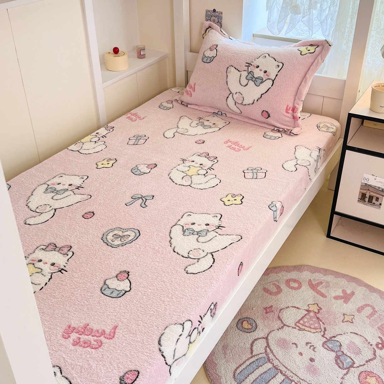 91家纺网 家纺一手货源 找家纺 川悦生活 2025新款雪花绒宿舍单床笠 床笠甜梦小猫